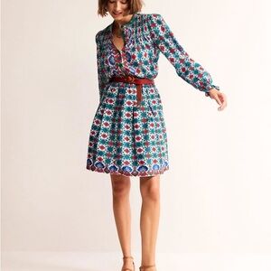 Boden Blue and Red Patterned Midi Skirt